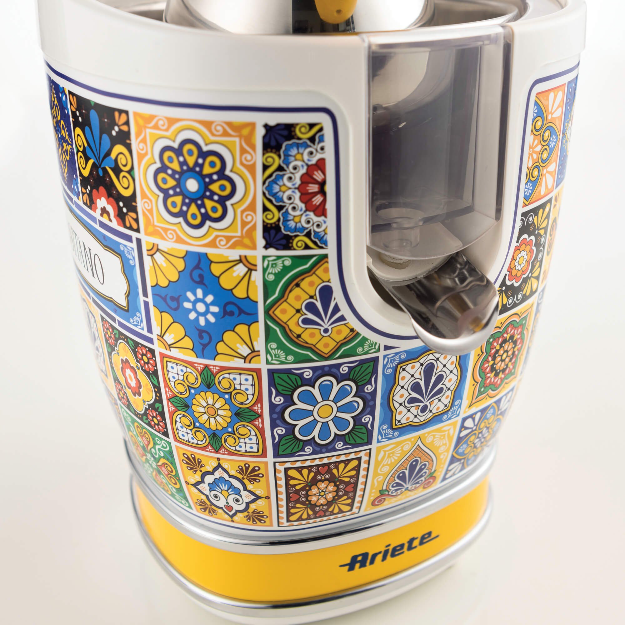 Цитрус преса Ariete JUICER Vintage Positano, 85 W, 2 шишарки (за големи и малки плодове), Тих мотор 4 Цитрус преса Ariete JUICER Vintage Positano, 85 W, 2 шишарки (за големи и малки плодове), Тих мотор - Image 4