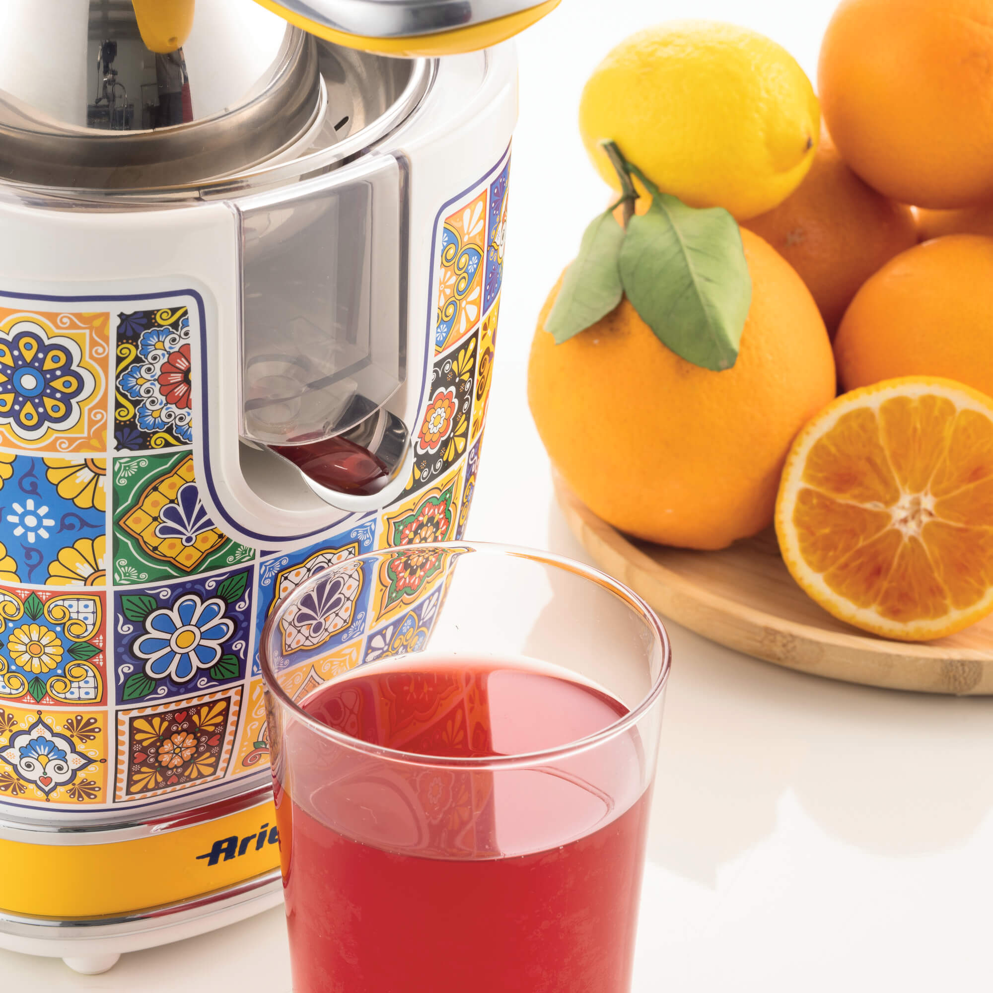 Цитрус преса Ariete JUICER Vintage Positano, 85 W, 2 шишарки (за големи и малки плодове), Тих мотор 5 Цитрус преса Ariete JUICER Vintage Positano, 85 W, 2 шишарки (за големи и малки плодове), Тих мотор - Image 5