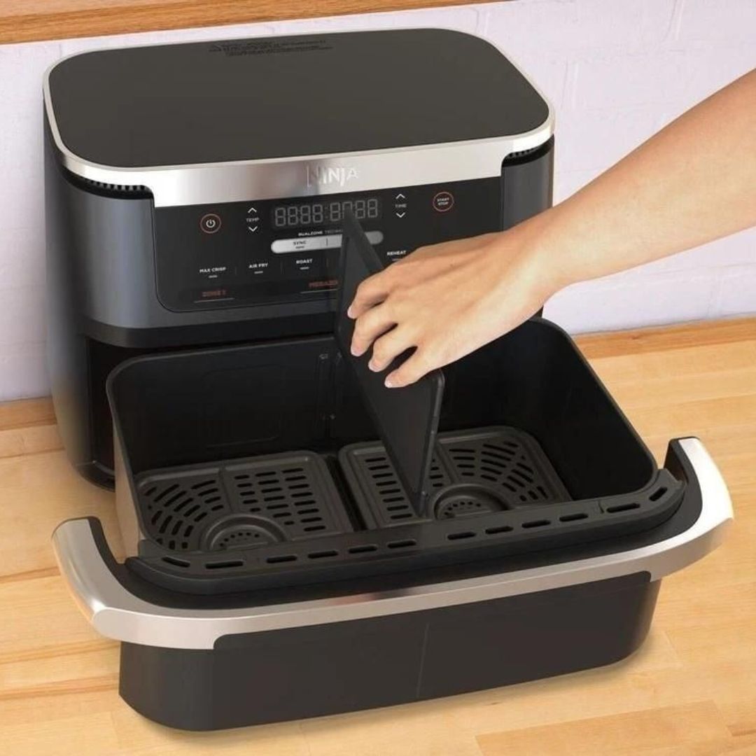 Фритюрник с горещ въздух Ninja AF550EU FlexDrawer, Мощност 2470W, Капацитет 6.6 л, 1 кошница, 2 зони за готвене, 6 програми, Незалепващ, Черен 5 Фритюрник с горещ въздух Ninja AF550EU FlexDrawer, Мощност 2470W, Капацитет 6.6 л, 1 кошница, 2 зони за готвене, 6 програми, Незалепващ, Черен - Image 5
