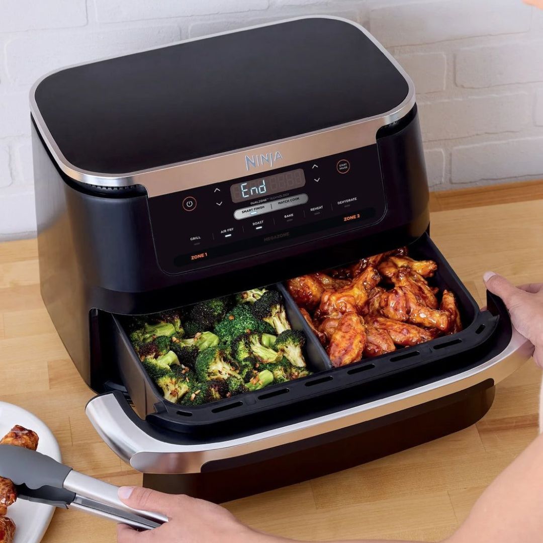 Фритюрник с горещ въздух Ninja AF550EU FlexDrawer, Мощност 2470W, Капацитет 6.6 л, 1 кошница, 2 зони за готвене, 6 програми, Незалепващ, Черен 6 Фритюрник с горещ въздух Ninja AF550EU FlexDrawer, Мощност 2470W, Капацитет 6.6 л, 1 кошница, 2 зони за готвене, 6 програми, Незалепващ, Черен - Image 6
